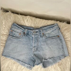 Levis Button Fly Jean shorts Size W26
